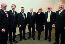 Es gratulierten Berthold Huber (IG Metall), Rupert Stadler (Vorstands AUDI AG), Peter Mosch (AUDI AG), Ursula Piëch, Prof. Dr. Ferdinand K. Piëch und Prof. Dr. Martin Winterkorn.